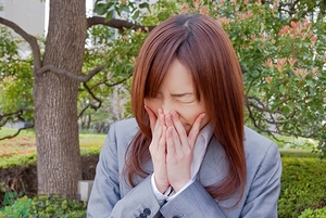 打噴嚏真的是有人在想你嗎？打噴嚏是有人罵你嗎？