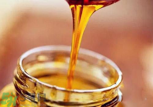 蜂蜜放久了可以吃嗎？蜂蜜放久了吃了會怎樣？
