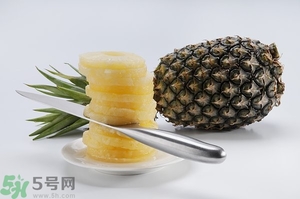 早上起來吃菠蘿好嗎？早餐吃菠蘿好嗎？