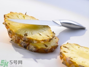 早上起來吃菠蘿好嗎？早餐吃菠蘿好嗎？