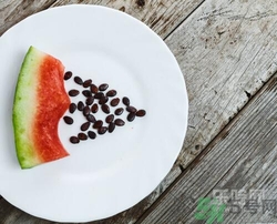如何辨別催熟的西瓜？催熟的西瓜是什么樣的？