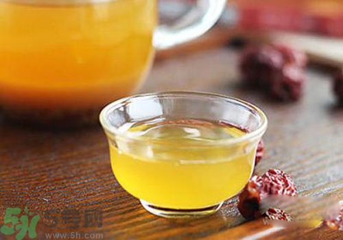 一天喝多少蜂蜜水合適？怎么正確喝蜂蜜水？
