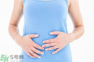 第一次來(lái)月經(jīng)什么感覺(jué)？第一次來(lái)月經(jīng)什么反應(yīng)？