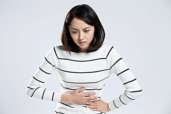 吃涼的胃疼是怎么回事？吃冷的肚子疼怎么辦？