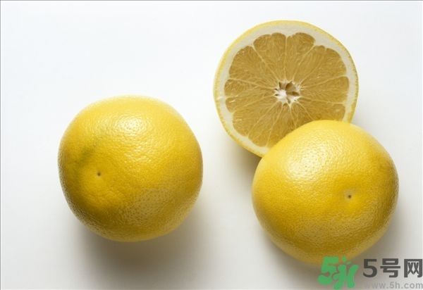 柚子是熱性的嗎？吃柚子要注意什么？