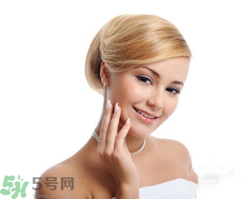 曬黑了吃VC可以美白嗎？曬黑了吃VC有美白效果嗎？