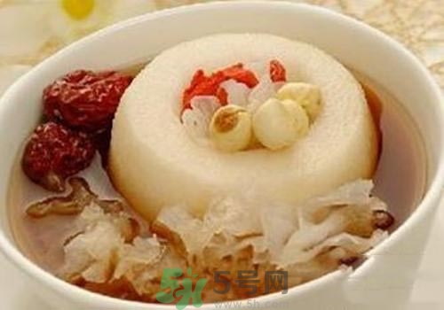 冰糖雪梨要去核嗎？燉冰糖雪梨要去核嗎？