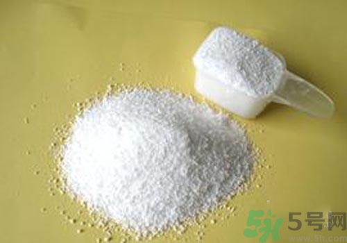 用洗衣粉手發(fā)熱是怎么回事？洗衣粉傷手怎么辦？