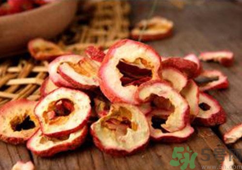 吃山楂片會上火嗎？上火可以吃山楂片嗎？