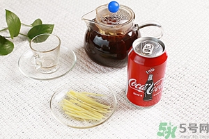 可樂(lè)能和咖啡一起喝嗎？咖啡和碳酸飲料能一起喝嗎？