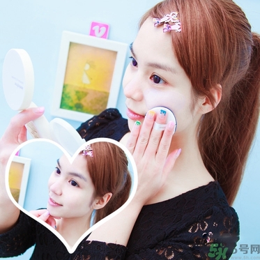 悅詩風(fēng)吟瑩潤調(diào)色氣墊隔離霜怎么用？悅詩風(fēng)吟瑩潤調(diào)色氣墊隔離霜使用方法