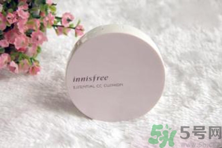 悅詩風(fēng)吟瑩潤調(diào)色氣墊隔離霜怎么用？悅詩風(fēng)吟瑩潤調(diào)色氣墊隔離霜使用方法