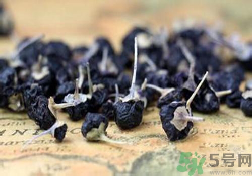 吃黑枸杞有什么好處？吃黑枸杞有什么壞處？