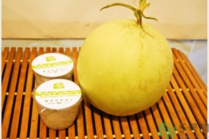 香瓜里面有紅點(diǎn)能吃嗎？香瓜瓤里面有紅點(diǎn)還能吃嗎？
