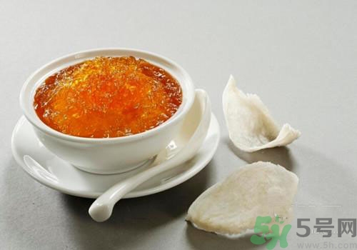燕窩是燕子的窩嗎？燕窩是什么東西？