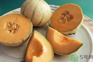 香瓜瓤籽可以吃嗎？香瓜皮能吃嗎？