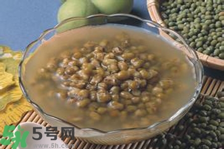 夏天喝綠豆湯好嗎？夏天喝綠豆湯好不好？