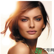 夏季如何保養(yǎng)皮膚？夏季為什么要保養(yǎng)皮膚？