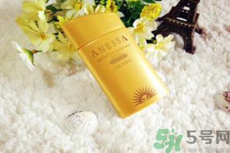 安耐曬適合什么膚質(zhì)？安耐曬防曬霜適合敏感肌膚嗎？