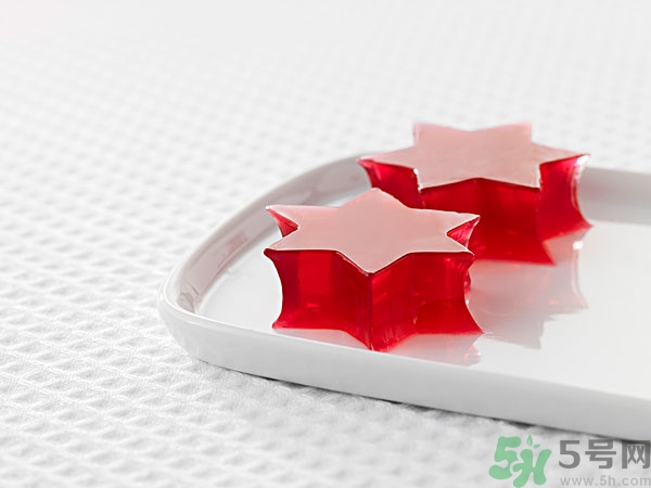 果凍吃了會胖嗎？果凍的熱量高嗎？
