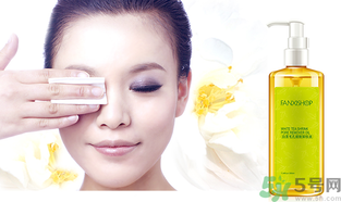 卸妝油可以當(dāng)洗面奶用嗎？卸妝水能卸指甲油嗎？