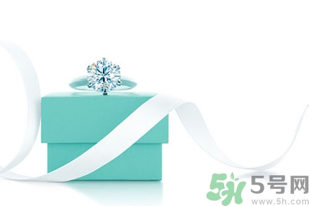 七夕情人節(jié)送什么給女朋友好呢？