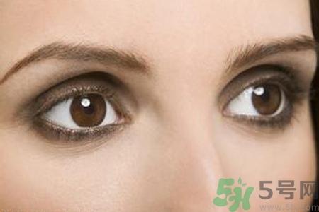 激光可以治療黑眼圈嗎？激光治療黑眼圈的后遺癥有哪些？