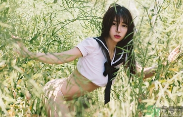 16歲女生乳房發(fā)育圖片？16歲女生還能長(zhǎng)高么？