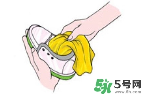運(yùn)動鞋怎么清洗？如何清洗運(yùn)動鞋？
