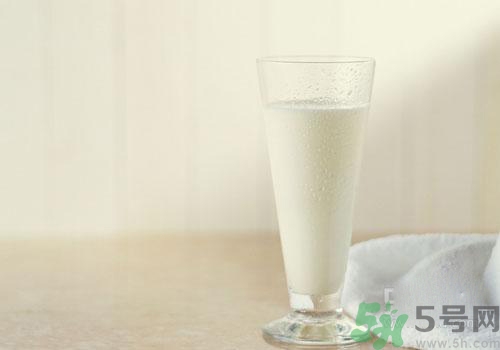 急性腸胃炎可以喝牛奶嗎？急性腸胃炎飲食注意事項