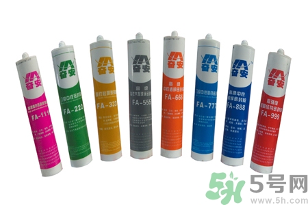 膠可以用什么洗掉？膠水怎么處理干凈？