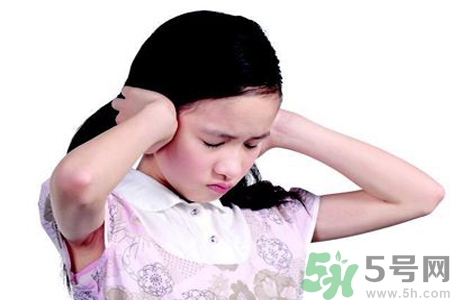 耳朵嗡嗡響怎么治療？耳朵嗡嗡響吃什么藥？