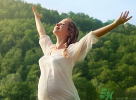孕婦濕氣重怎么辦？孕婦濕氣重的表現(xiàn)癥狀？