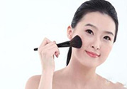 bb霜能涂在眼睛周圍嗎？bb霜涂在眼睛周圍有什么害處？