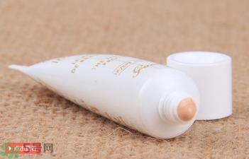 臉部防曬用什么護膚品好？臉上防曬哪個牌子好？
