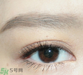 戴眼鏡怎么化妝？眼鏡妝怎么畫(huà)