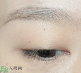 戴眼鏡怎么化妝？眼鏡妝怎么畫(huà)