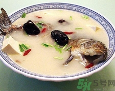 孕婦喝鯽魚湯有什么好處？孕婦喝鯽魚湯的功效與作用