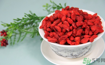 腎陽(yáng)虛怎么引起的？腎陽(yáng)虛的癥狀及治療方法