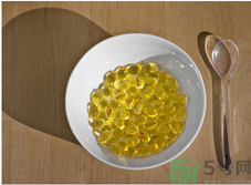 寶寶吃魚肝油會(huì)拉肚子嗎？寶寶吃魚肝油拉肚子怎么辦？
