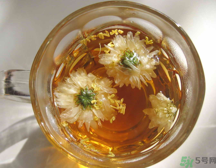 羅漢果可以和菊花一起泡水喝嗎？羅漢果菊花茶的做法及營養(yǎng)價(jià)值
