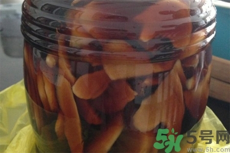 每天吃三片醋泡姜有什么好處？生姜泡醋的作用有哪些？