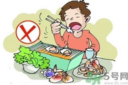 急性腸胃炎的癥狀有哪些？急性腸胃炎需注意什么問題？