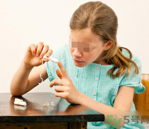 用衛(wèi)生棉條可以游泳嗎？游泳后要更換衛(wèi)生棉條嗎？