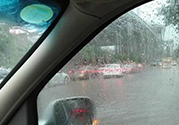 汽車在水中熄火怎么辦？汽車在水中熄火可以啟動嗎？