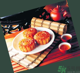月餅過了保質(zhì)期還可以吃嗎？如何延長(zhǎng)月餅的保質(zhì)期？