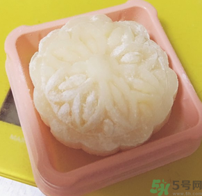 冰皮月餅怎么吃？冰皮月餅怎么吃對(duì)身體好