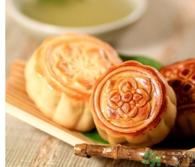 月餅可以用微波爐烤嗎？怎么用微波爐做月餅？