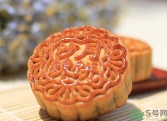 夢見吃月餅好不好？夢見吃月餅是什么意思？