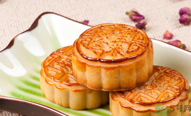 吃月餅不會(huì)長(zhǎng)痘痘嗎？長(zhǎng)痘痘可以吃月餅嗎？